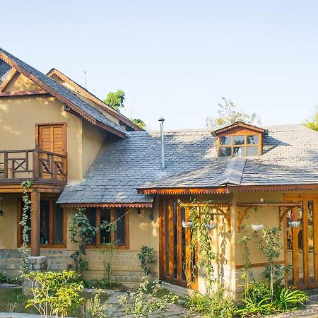 The Lodge At Wah, Pālampur 외부 사진
